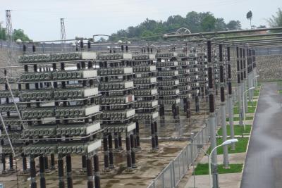 向家壩-上?！?00kV特高壓直流輸電工程復(fù)龍換流站：交流濾波電容器